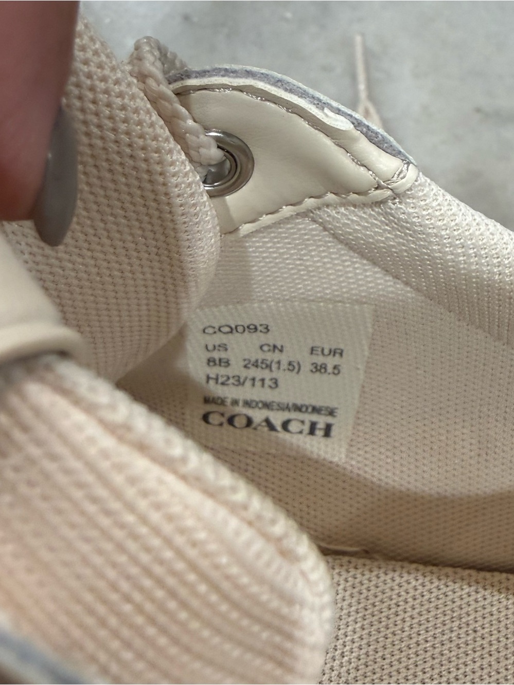 Coach Lowline Heart-Print Leather Sneaker New Size 8 - Picture 9 of 9